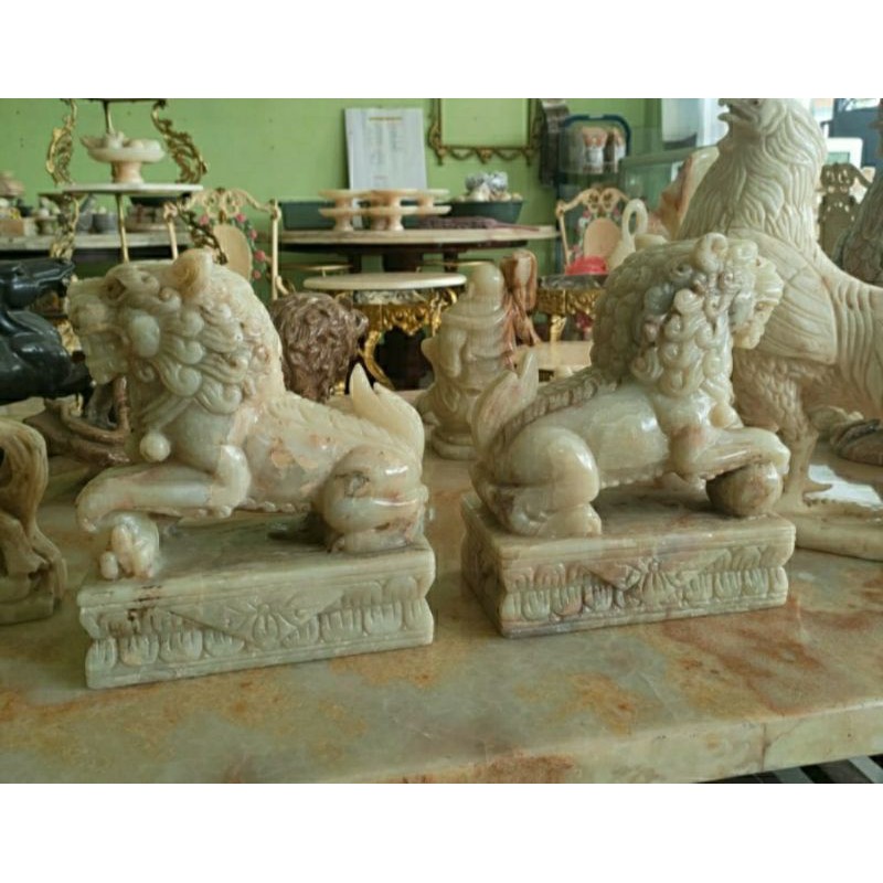 Patung Kilin Batu Onyx