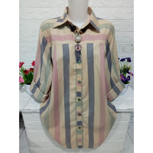Kemeja wanita atasan motif salur bahan katun KM039A-5