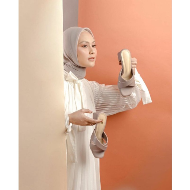 ARIA HEELS TAUPE by heylocal.id