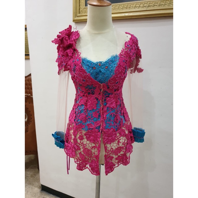 [PRELOVED] Kebaya pink biru