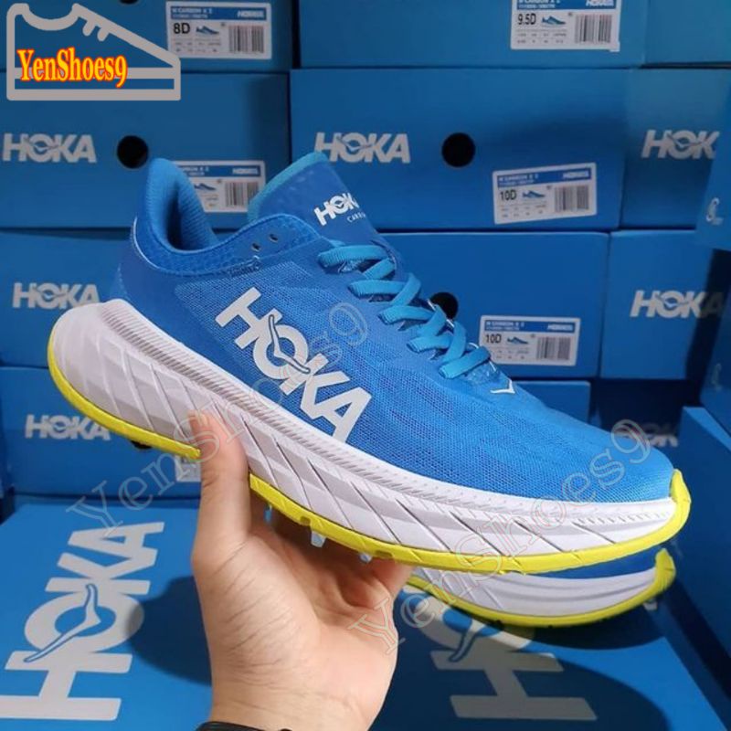 Hoka One One Carbon x2/sepatu pria