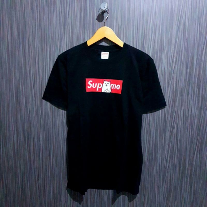 BAJU KAOS PRIA KAOS SUPREME X RIPNDIP WARNA HITAM KUALITAS PREMIUM ORI