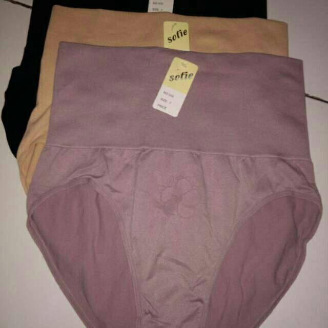 Celana dalam korset sofie