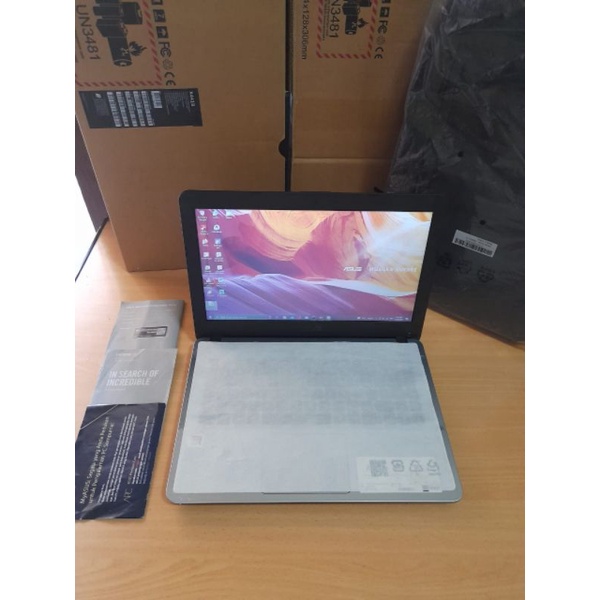 Laptop Second Like New Asus X441B / X441BA Windows 10 Ori Ram 4gb HDD 1T Mulus Garansi Resmi Asus - Laptop Seken Laptop Bekas