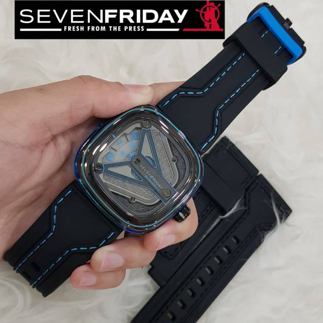 Sevenfriday Jam Tangan Pria SF M3