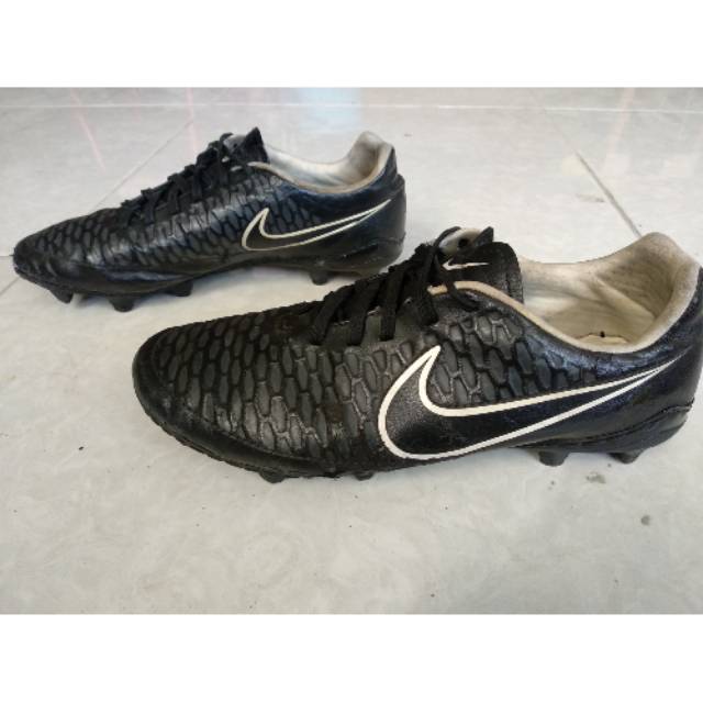 nike magista 42.5