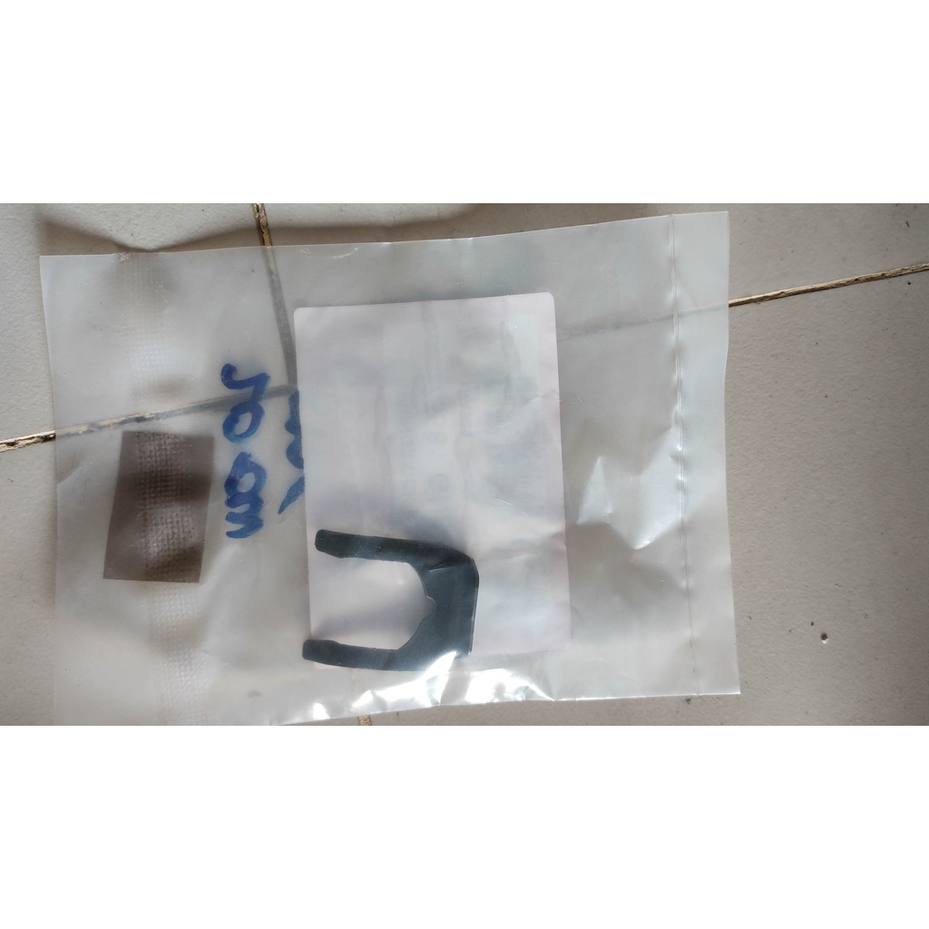 penahan kunci jok grand prima star ori