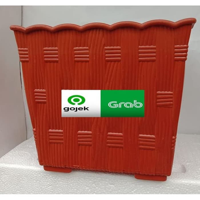 Jual pot bunga plastik kotak hitam diameter 30 cm Limited