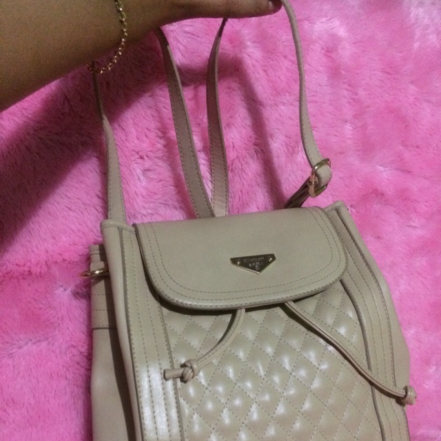 Preloved tas elizabeth original 100% 2 in 1 (bisa ransel atau sling bag)