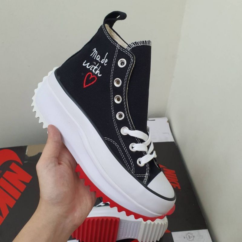 sepatu converse run star hike valentine day