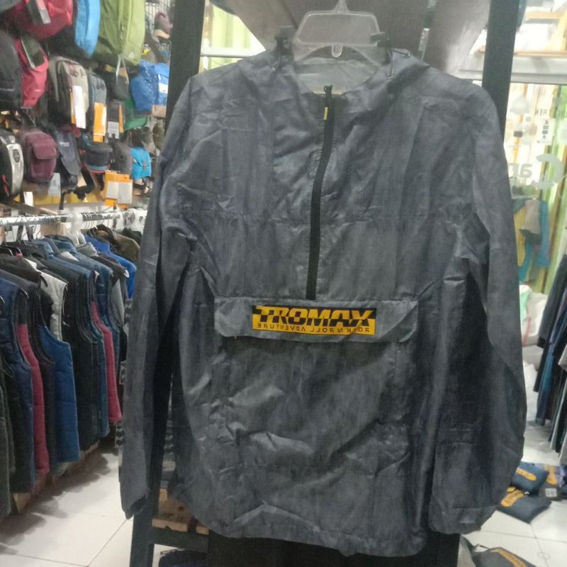 Jaket KANGOROO TROMAX