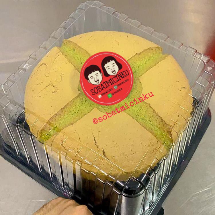 

kue bolu siffon fluffy lembut pandan dan coklat