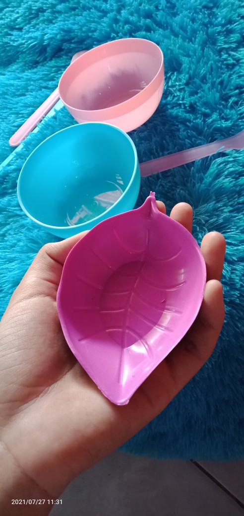 Mangkok Masker Bentuk Daun (mangkok Saja) Random