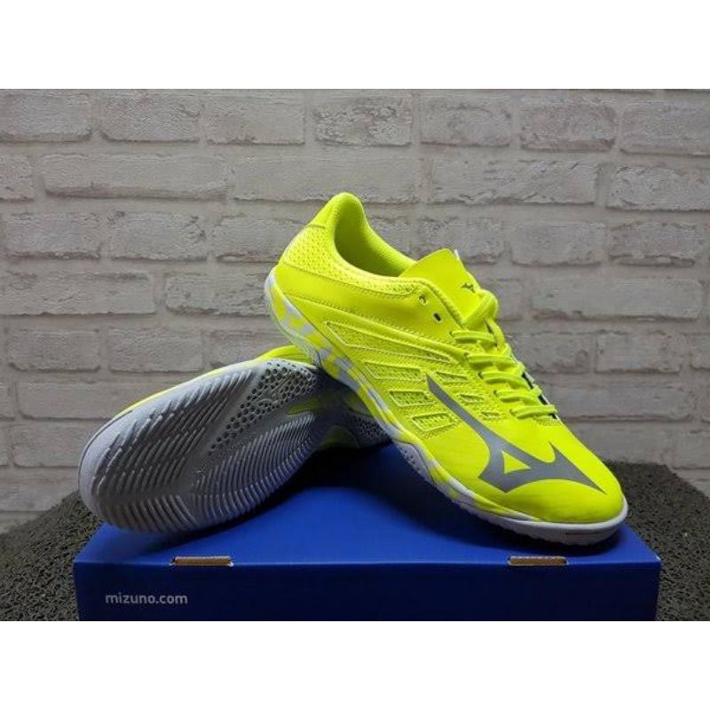 sepatu futsal mizuno basara 103 sala