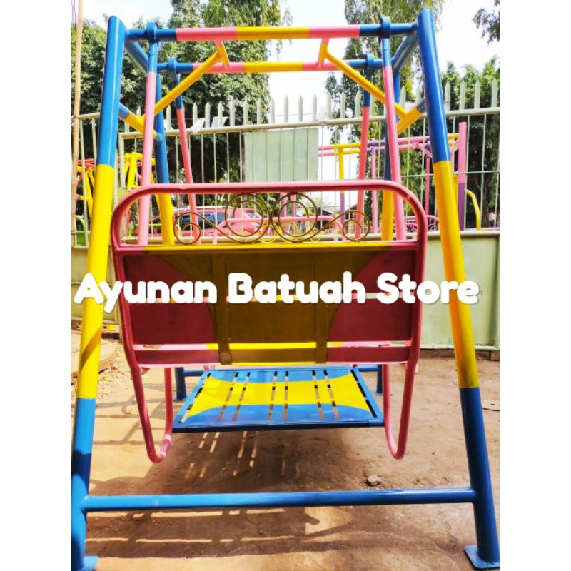 Playground Ayunan Besi Sedang Besar. Baca Deskripsi