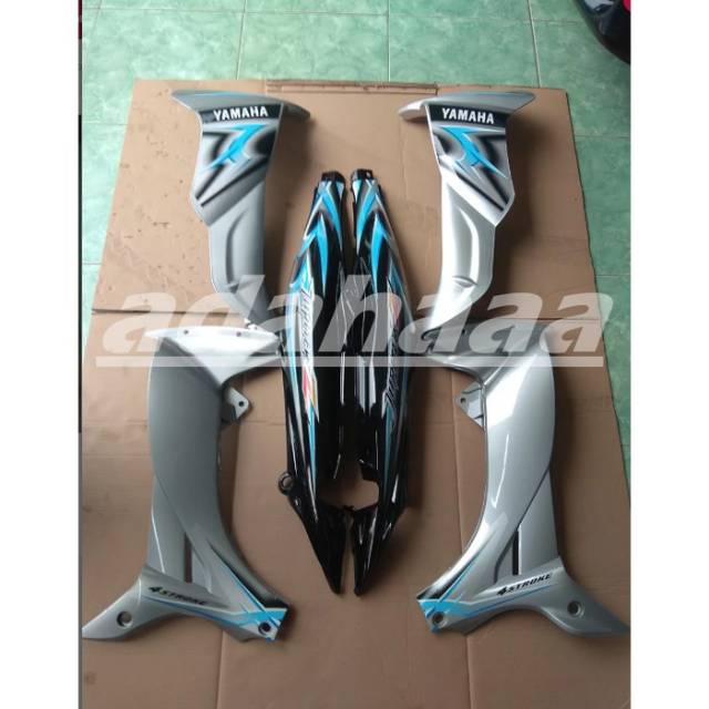 COVER BODY JUPITER Z BURHAN HITAM SILVER BODY DAN SAYAP