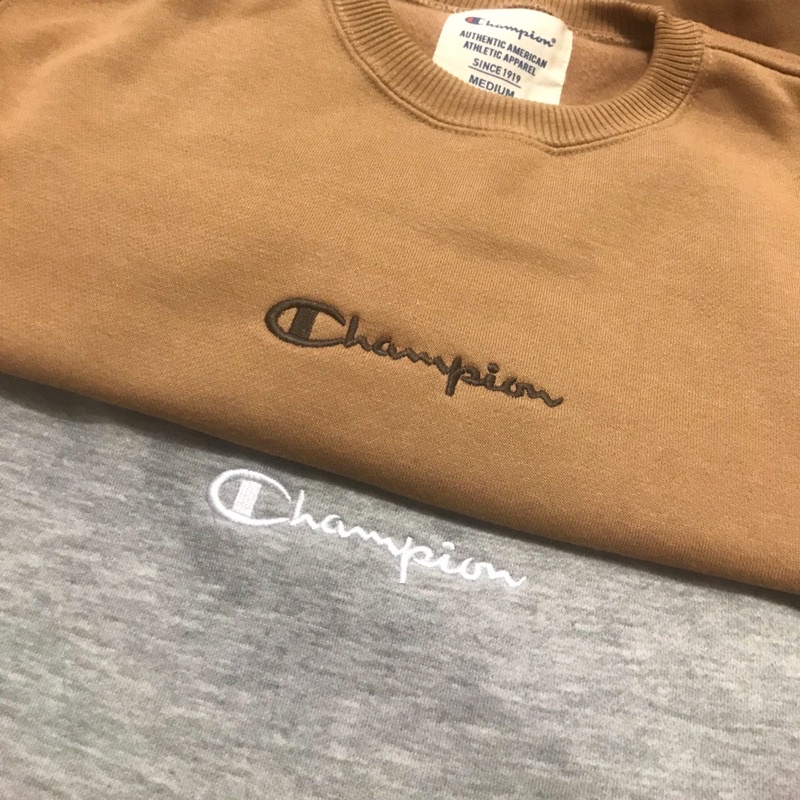 CREWNECK CHAMPION MIDDLE SCRIPT|mini Script logo| C8-Q019R BARCODE-SWEATER SWEATSHIRT JAPAN MARKET