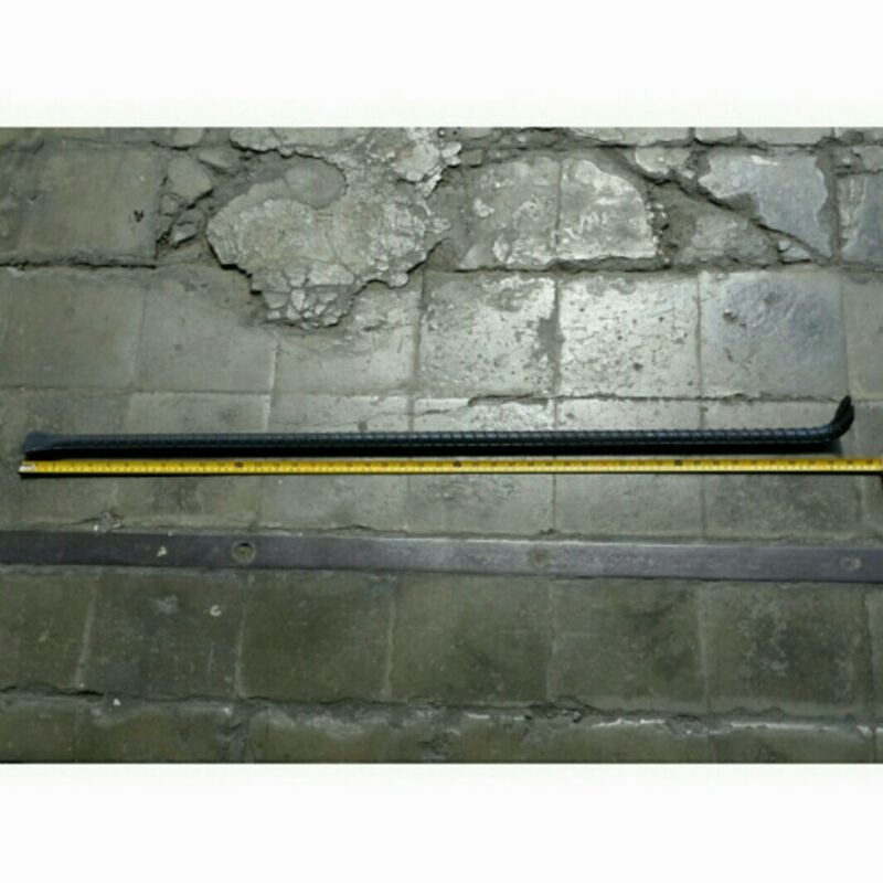 linggis panjang 1 meter lebih . besi as 22 mm sni . besar