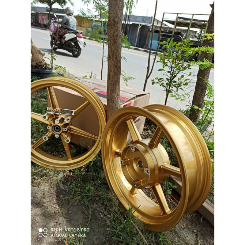 velg vrossi starmax pcx 150 lokal