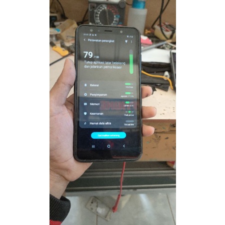 SAMSUNG A7 2018 MINUS