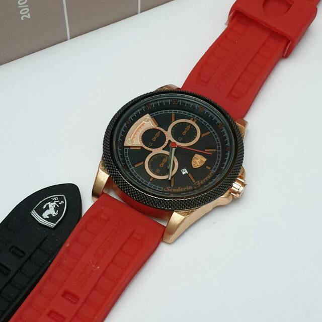 Jam tangan Ferrari