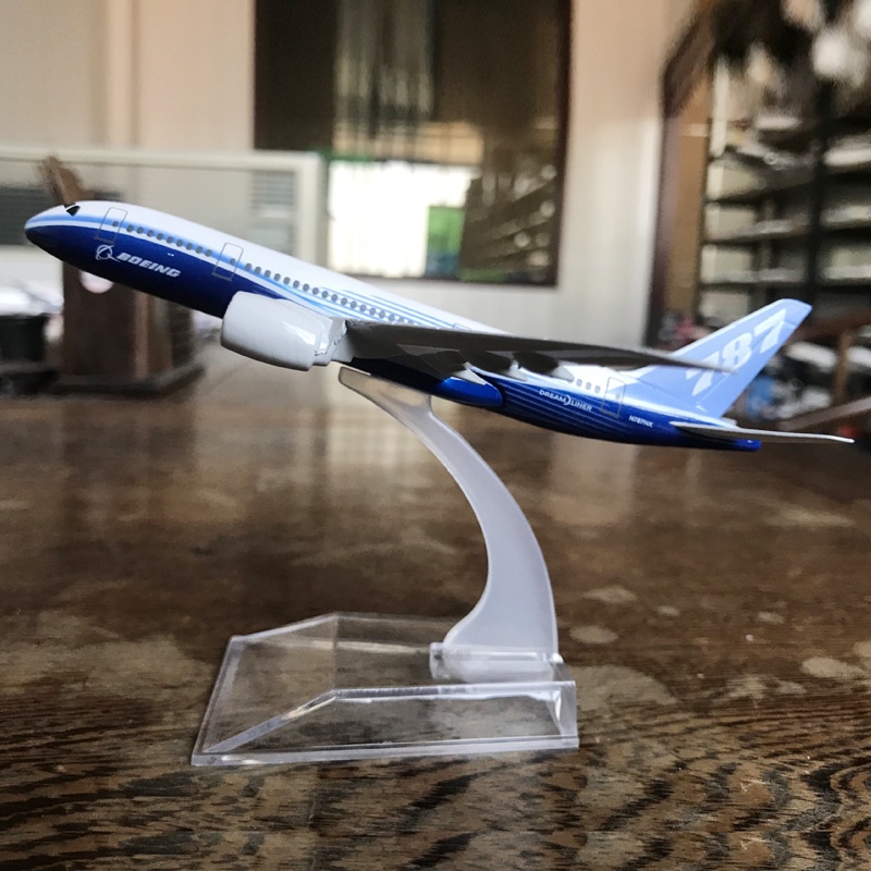 Boeing 747 B787 Model Pesawat Airbus 320 A380 Prototype Diecast Alloy 16CM