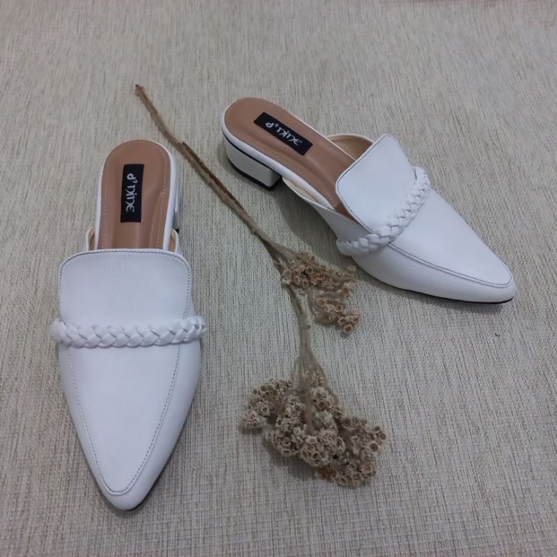 d'nine ST 13 Sepatu Wanit Sepatu hak mules kepang 3cm