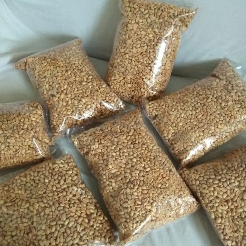 

Kacang Kedelai Goreng 1 Kg