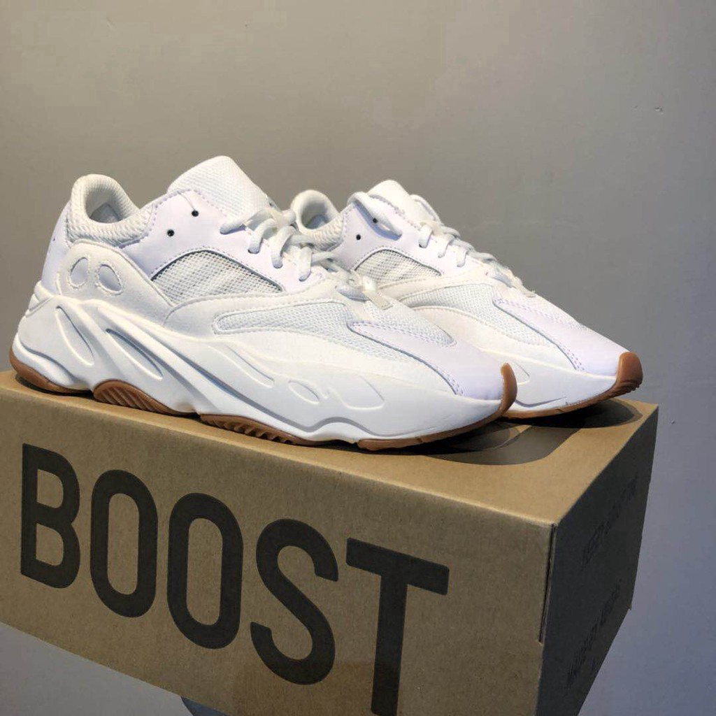 basket adidas yeezy boost 700