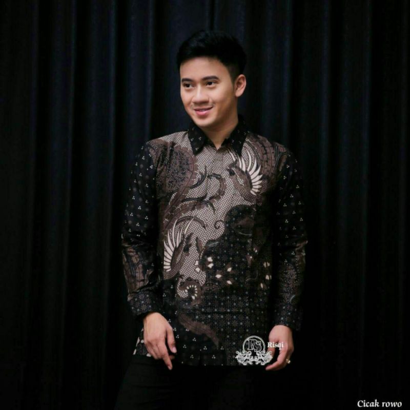 Kemeja batik lengan panjang ukuran M L XL XXL