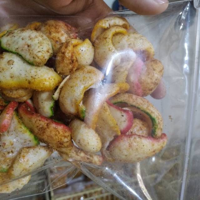 

Kerupuk pedas