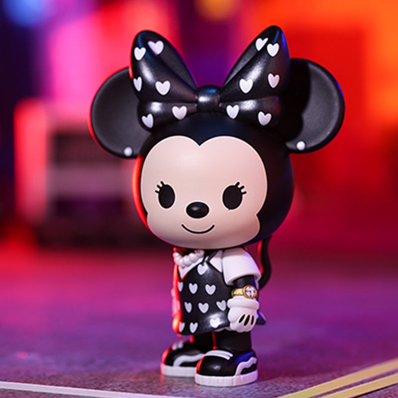 Pop Mart Mickey &amp; Friends Street Style Minnie - MISP