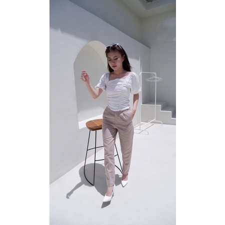 Averie Top - Atasan Wanita Serut Puffy Sleeves - Blouse Lengan Pendek