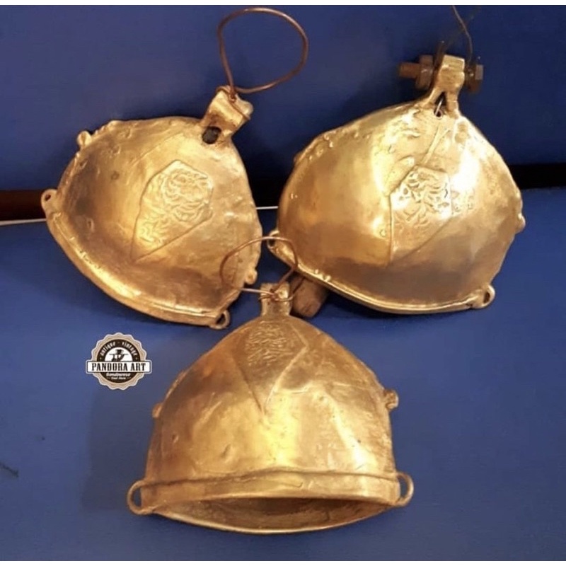 Lonceng kuningan kuno