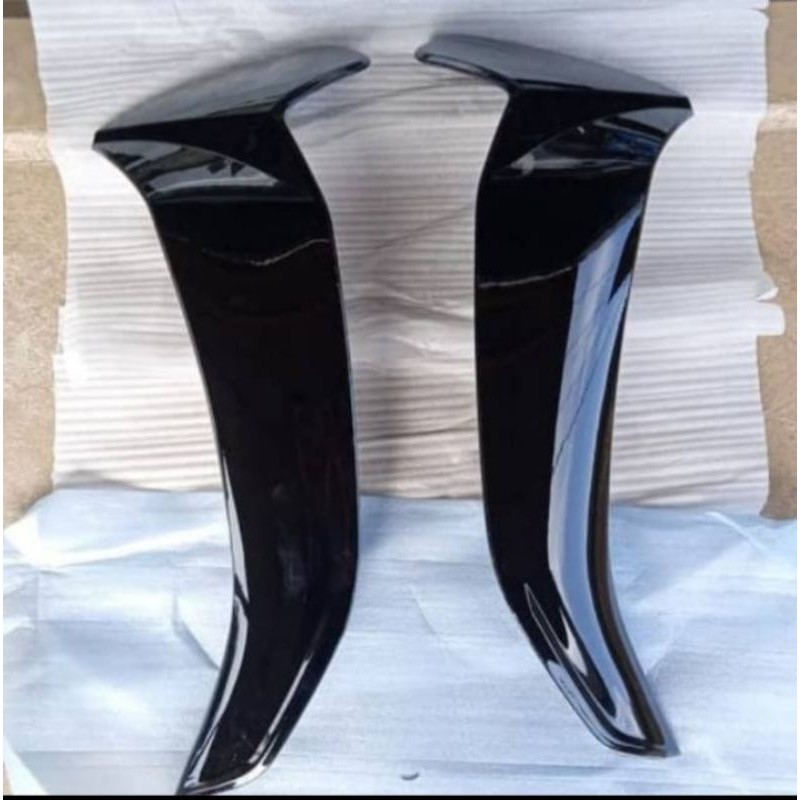 Sayap depan bagian luar vega R new