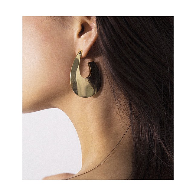 LRC Anting Tusuk Fashion Gold Geometric Drop-shaped Elbow Earrings D19429