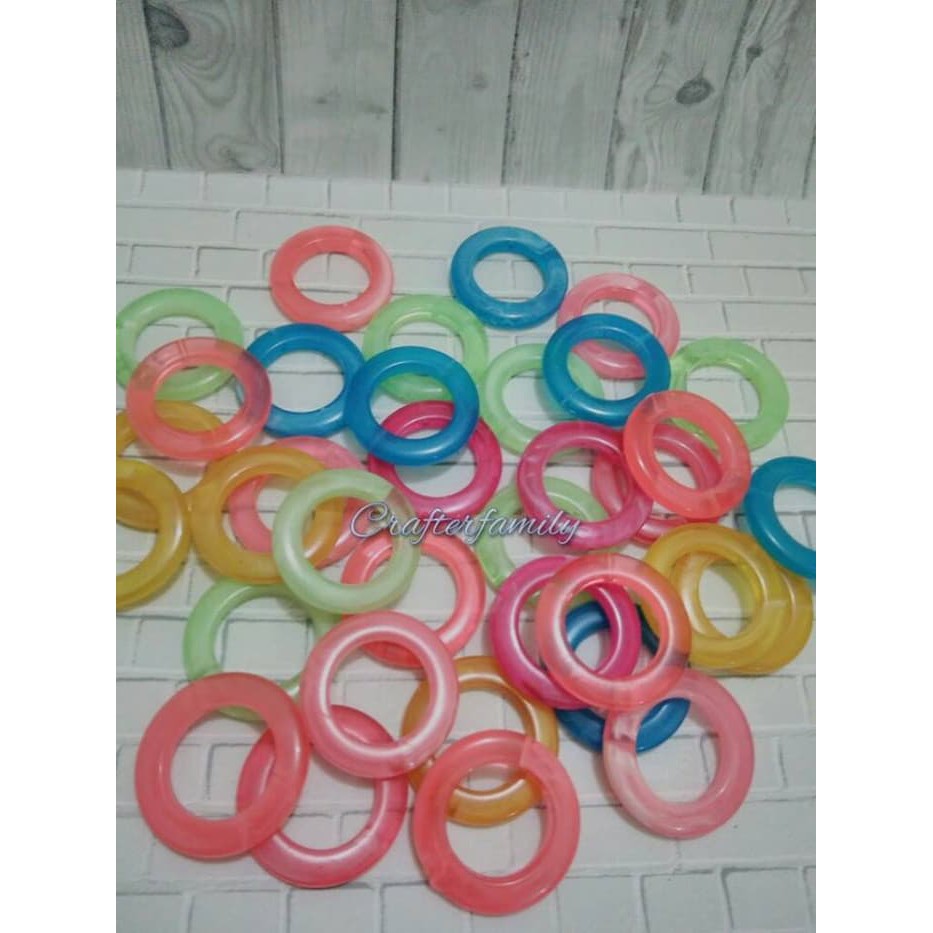 

Acrylic Ring Bulat A8