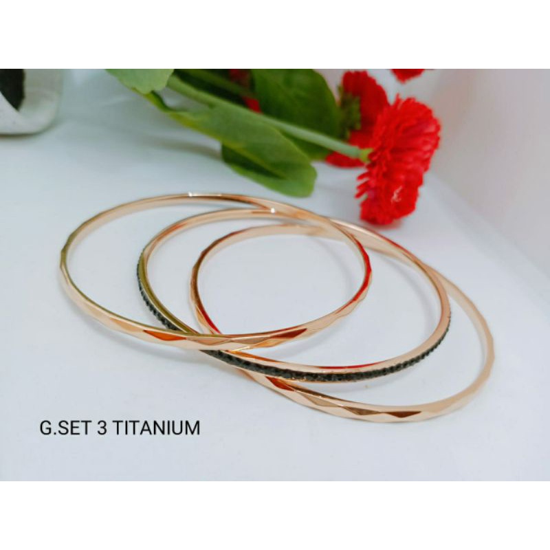 Fourfashion Gelang Titanium Bermotif Kekinian Isi 3 S185