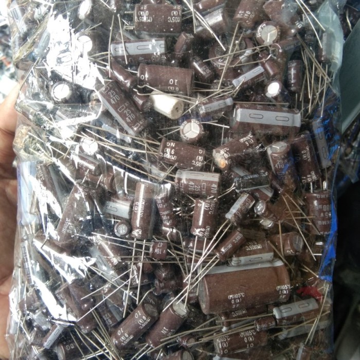 Elko Kapasitor Elektrolit Capacitor Elco Isi Campur Sebanyak 1 Kg