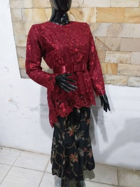 Set kebaya tulle bordir pinquin