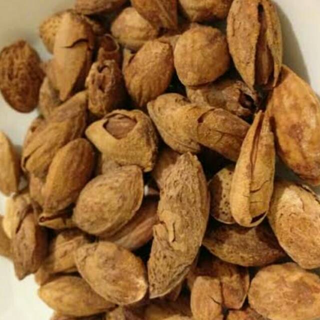 

Almond panggang rasa susu