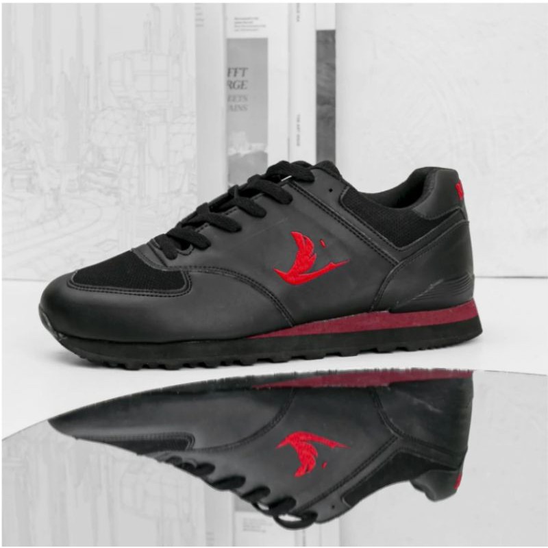 Sepatu Kasual Pria REDKNOT RUBELL HITAM SOL HITAM 44-45 ORIGINAL