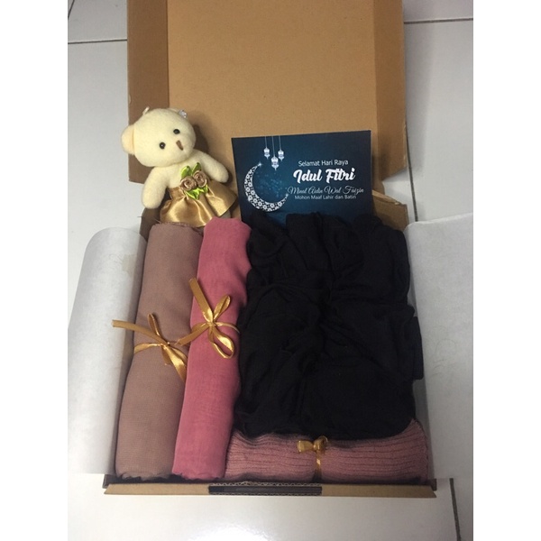 

Hampers hijab lebaran / hampers lebaran / parsel lebaran / parsel hijab