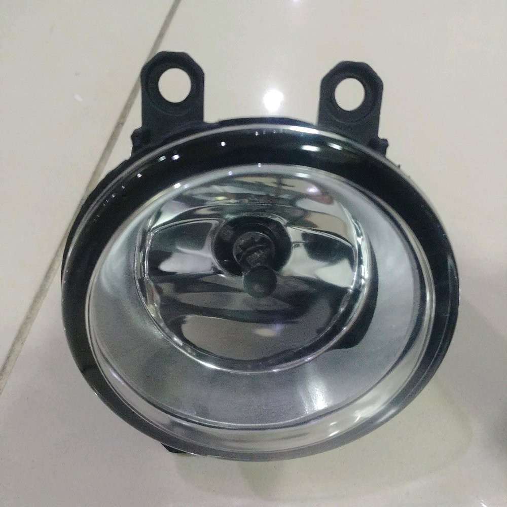 foglamp LAMPU SOROT KABUT DEPAN bumper bemper depan TOYOYA AVANZA / xenia lama 2004 - 2008