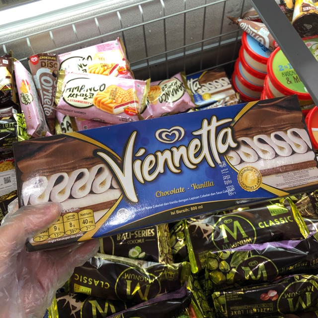 Ice cream viennetta