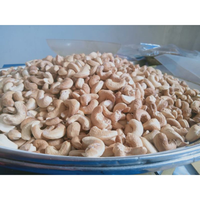 

kacang mede/mete oven asli bali karangasem
