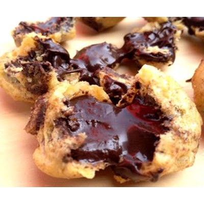 

KUE COKLAT GOLDEN STAR CHOCOLATE SOES 500 GRAM