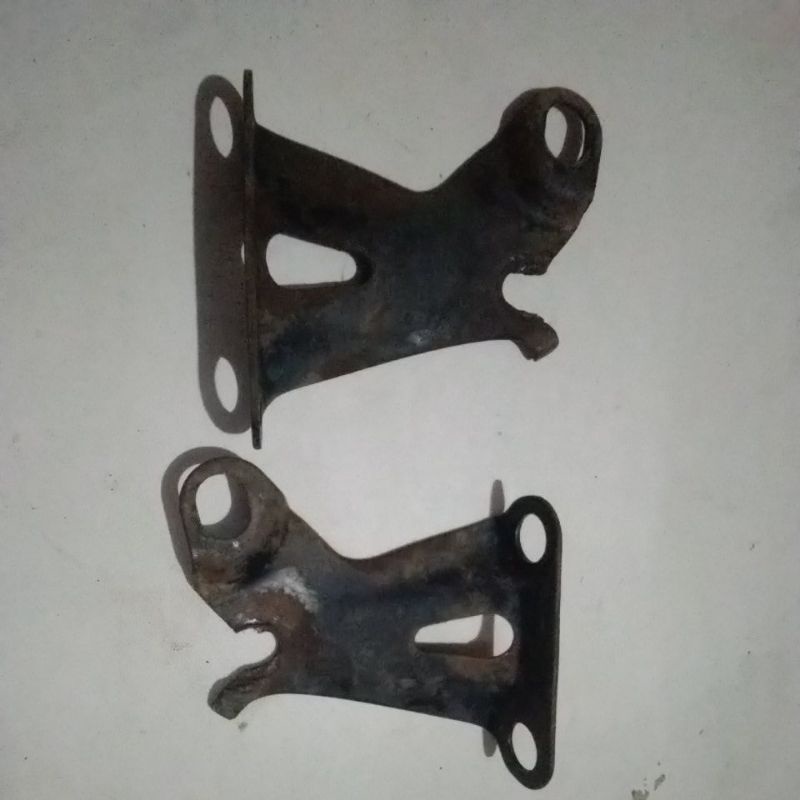 braket/pangkon jok honda win 100 original