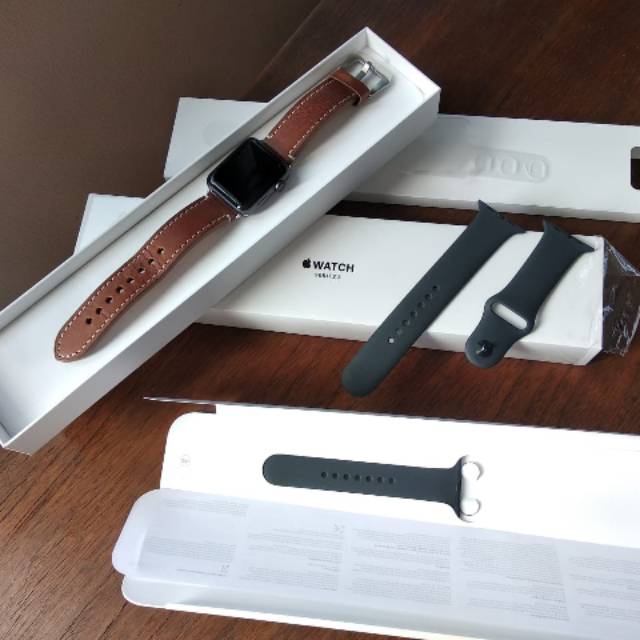 Apple watch 3 , 42 mm