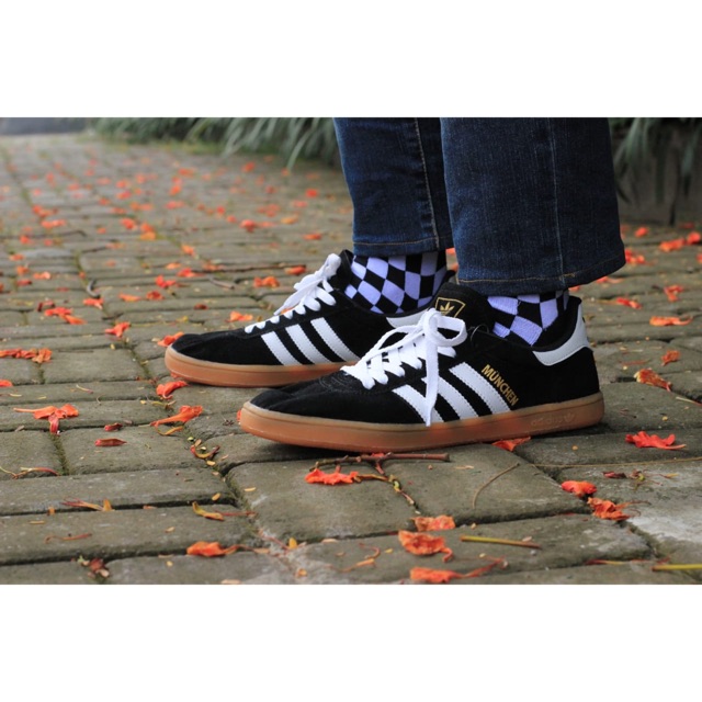 PROMO Adidas Munchen Hitam List Putih Premium Murah